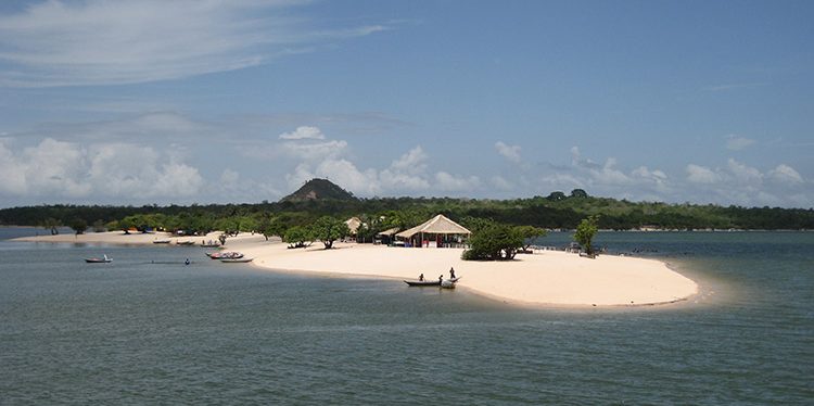 @guentermanaus/Shutterstock - Alter Chão/ Pará